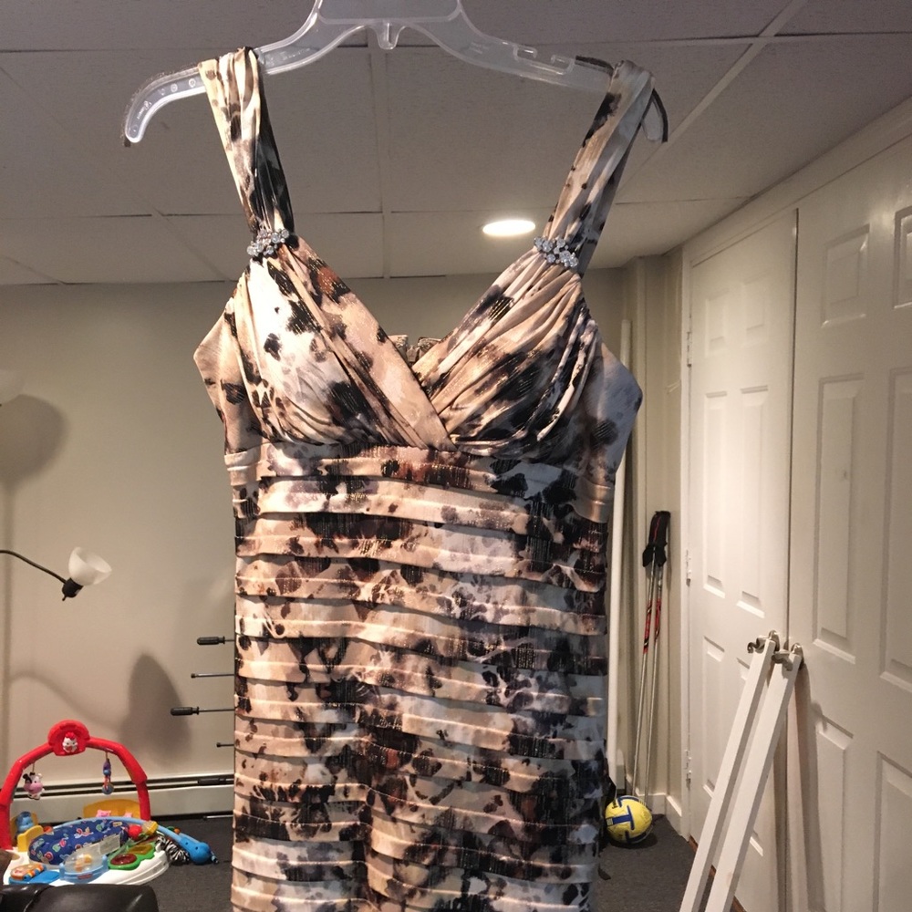 Women’s dress
